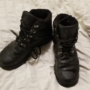 Black Bass Hiking Boots (size 8M)